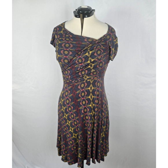 Leota Dress Women's M Multi-Color Geometric Wrap Knee Cap Sleeve Handmade NY - Picture 15 of 15